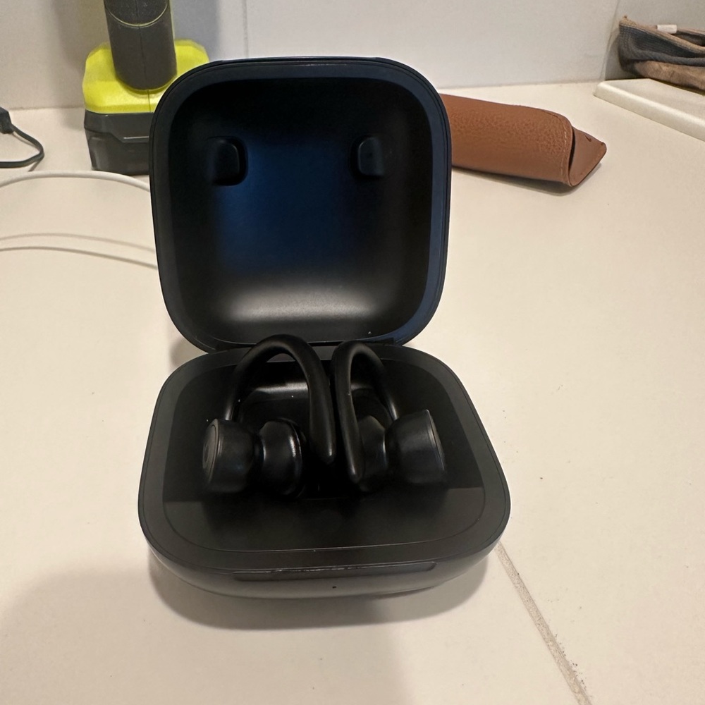 Beats Powerbeats Pro with charging case - black, excellent condition.